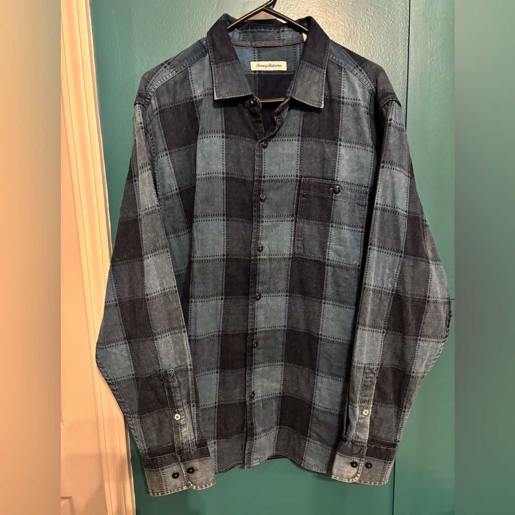 Tommy Bahama Men’s Navy Quilted Button Down Shirt Size Xl